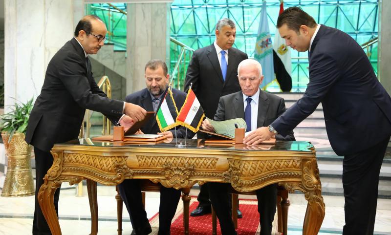 سيناريوهات الحل والمصالحة وآفاق الوضع في قطاع غزة
