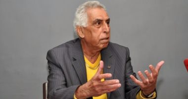 رحيل الشاعر الإنسان سعدي يوسف

