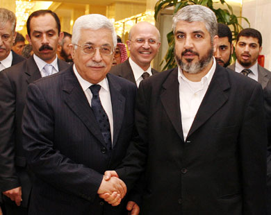 حول مآل الانقسام الفلسطيني بعد الثورات العربية والتوقيع بالأحرف الأولى على اتفاق إنهاء الانقسام 