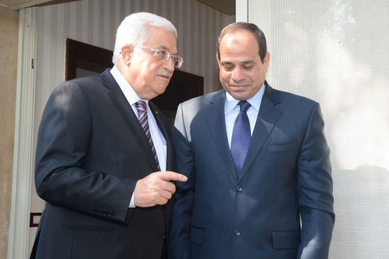 SISSI MAKES A MOVE