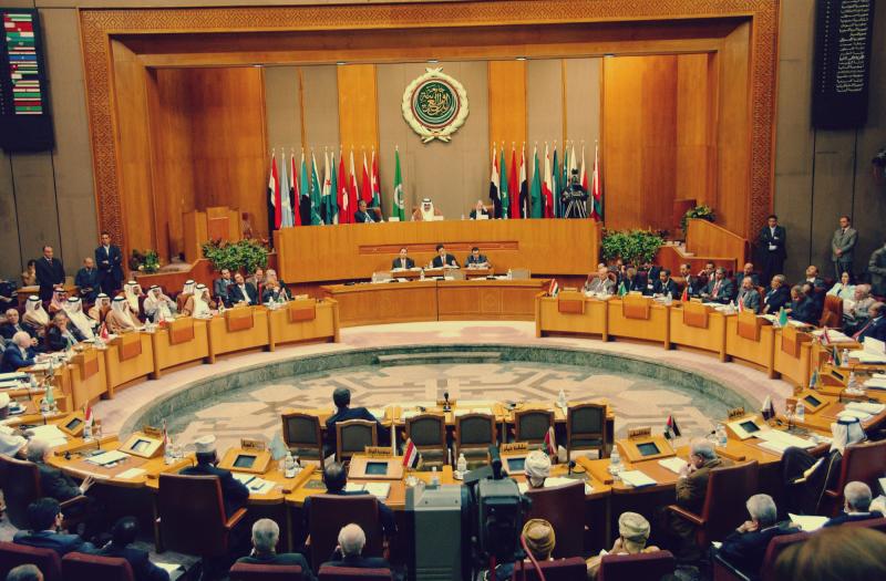 القمة العربية والحل الإقليمي